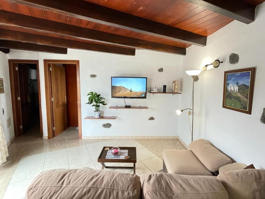 Sun, Relax & Lava, Free Wifi 600Mb, Bbq Villa Tinajo Exterior foto